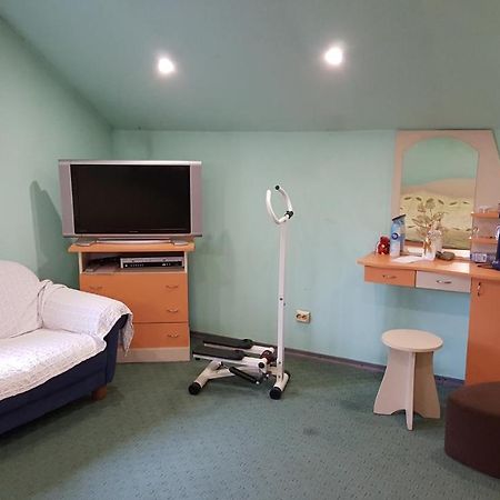 Casele Lena Bed & Breakfast Aldesti  Exterior photo